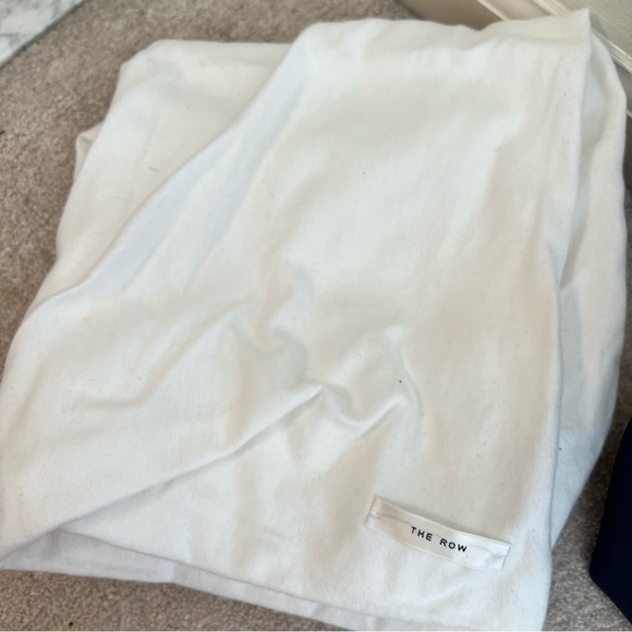 The Row Small N/S Park Tote Bag in Leather Bluestone - Picture 4 of 7